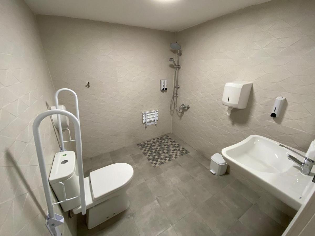 Albergue Rio Eume ปวนเตดูเม ภายนอก รูปภาพ